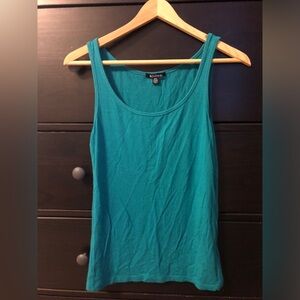 Le Chateau Tanktop Size Medium